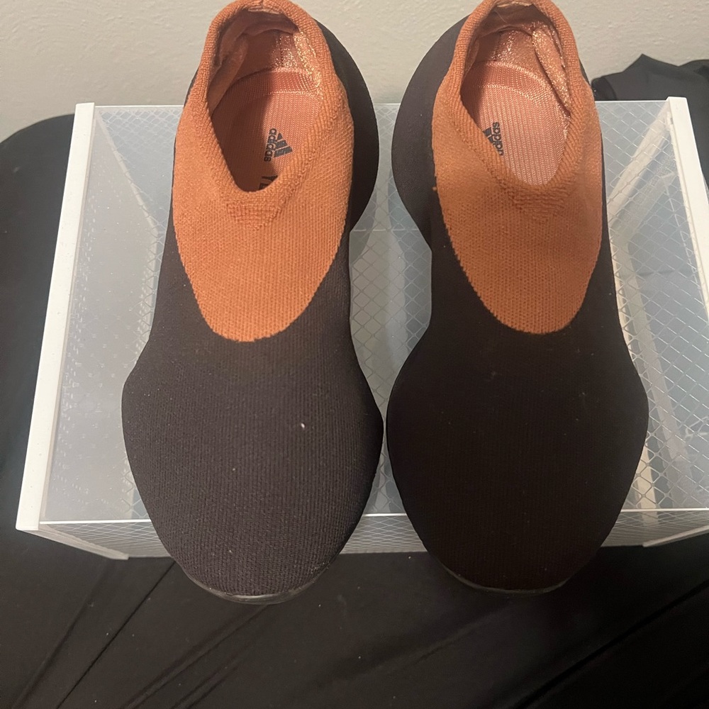 Yeezy knit runners